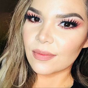 Meet your Posher, Nidia